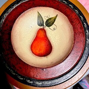 Lot of decor; plates; bowl; & painted frying pan all in excellent condition